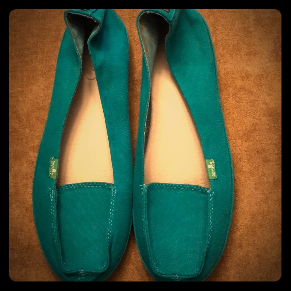 Sanuk flats